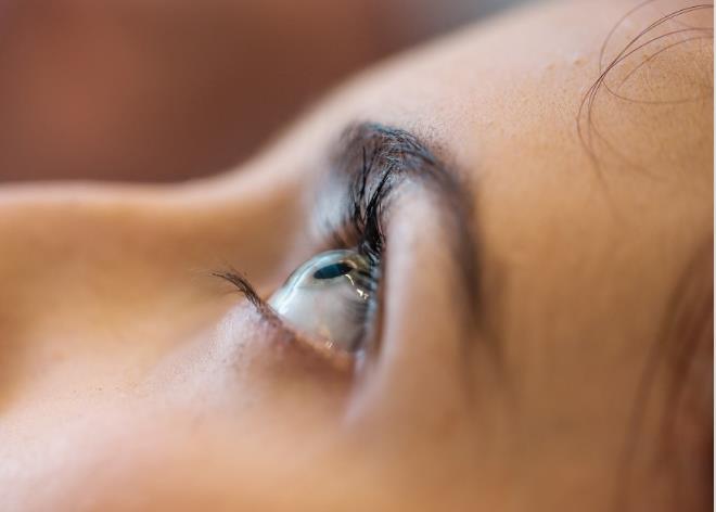 中国有6亿人近视，除了近视，女性会更容易出现其他眼部疾病？